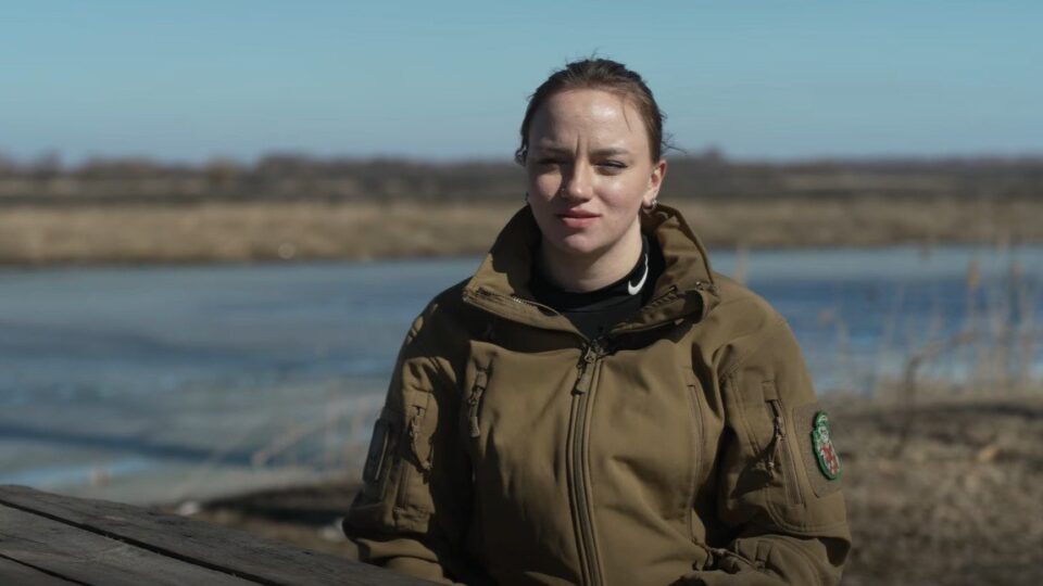 «Подобається, як воно горить»: Карина стала командиром інженерно-саперного взводу  