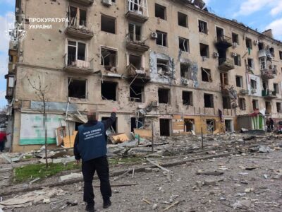 Ворог вдарив по Краматорську авіабомбою, поранено 10 цивільних  