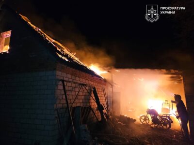 Після великоднього перемир’я ворожі безпілотники вдарили по Богодухову, є руйнування  