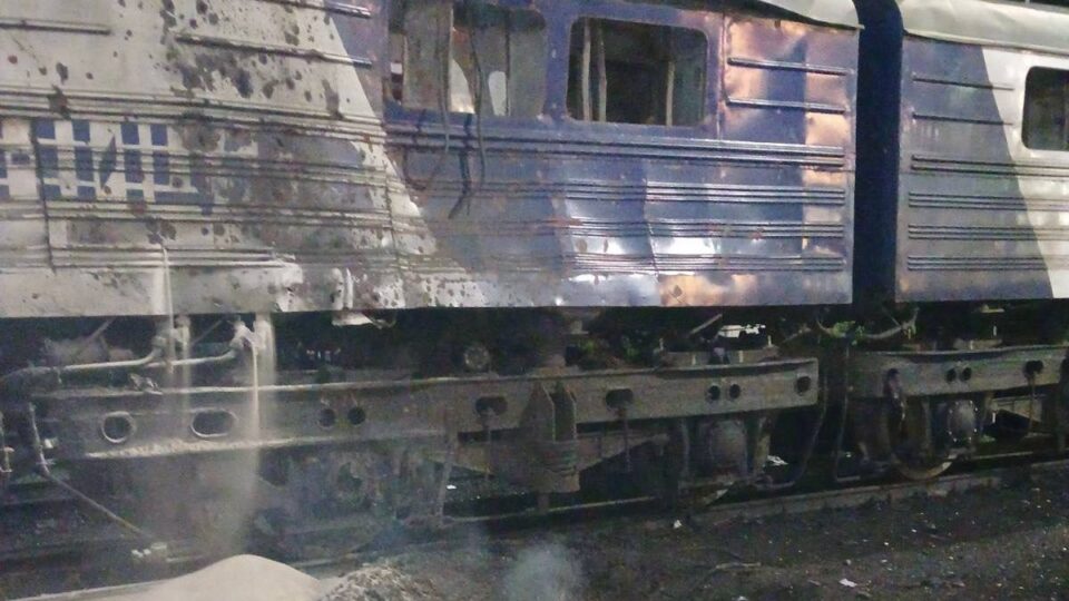 Ворог атакував залізницю: у Запоріжжі загинув помічник машиніста  
