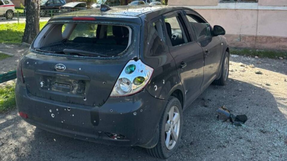 Ворожий дрон вдарив по Чугуєву, загинув чоловік  