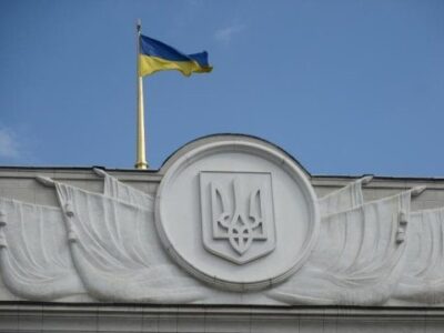 Воєнний стан і загальну мобілізацію в Україні продовжили ще на 90 днів