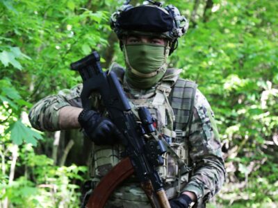 З Польщі — на війну: історія кулеметника Назара, який повернувся боронити Україну  