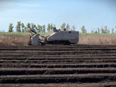 30 гектарів щомісяця: сапери 47-ї бригади очищають Харківщину за допомогою комплексу GCS-200  