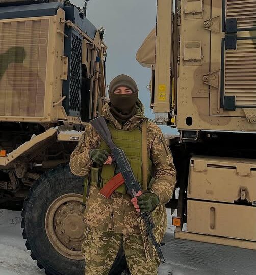 «Бачу їх першим» — як офіцер ППО з IRIS-T тримає небо над найгарячішими напрямками  