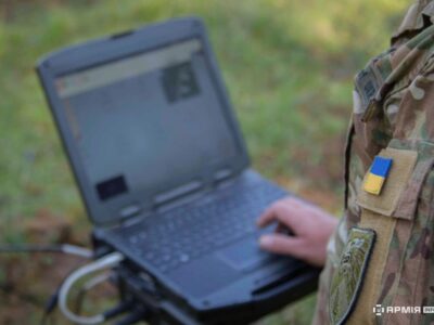 Повернення без стереотипів: військовим із СЗЧ підбирають посади за навичками