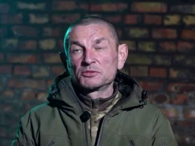 «Автомат відкинув і гукнув ваших хлопців»: переляканий окупант сам здався Буковинським десантникам  