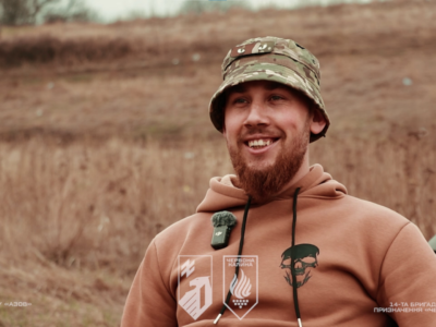 «Ми втратили 8 коліс, але БТР тягнув на голих дисках»: мехвод «Субарист» розповів про свою службу  