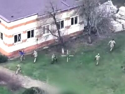 Розбіглися, мов таргани — «Стрікс» знищив склад боєприпасів та живу силу противника  