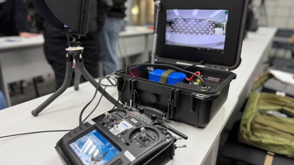 Одна станція замість кількох: для оптоволоконних дронів розробили єдину наземну станцію  