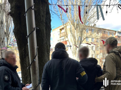 $12 тисяч за «інвалідність»: прикордонник сприяв ухилянтам, а потім і сам намагався уникнути реальної служби  