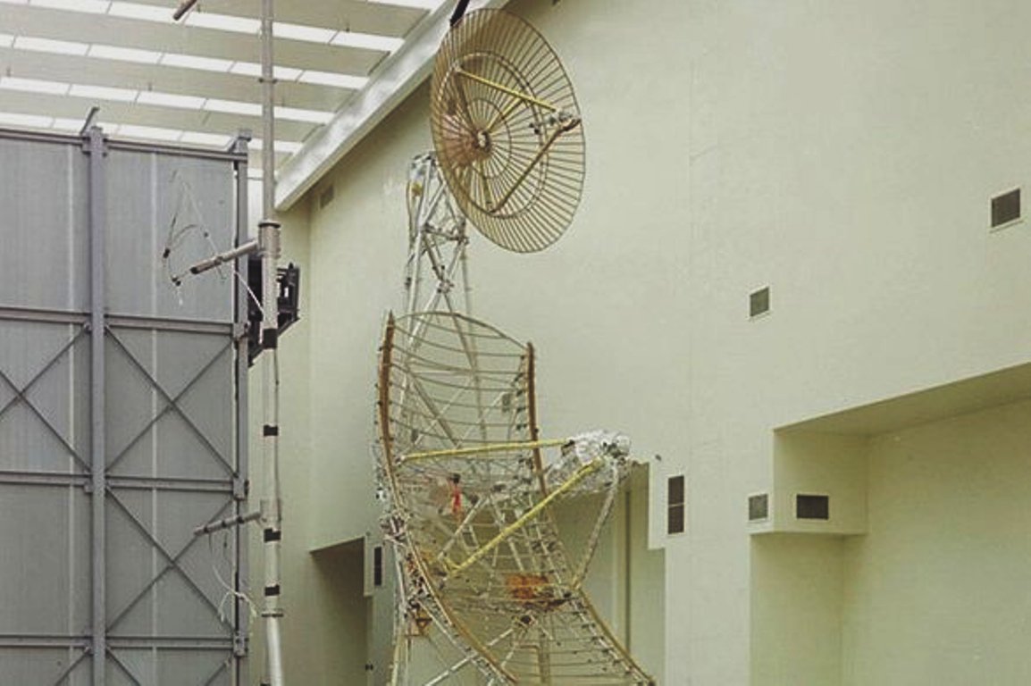 Антени супутника JUMPSEAT