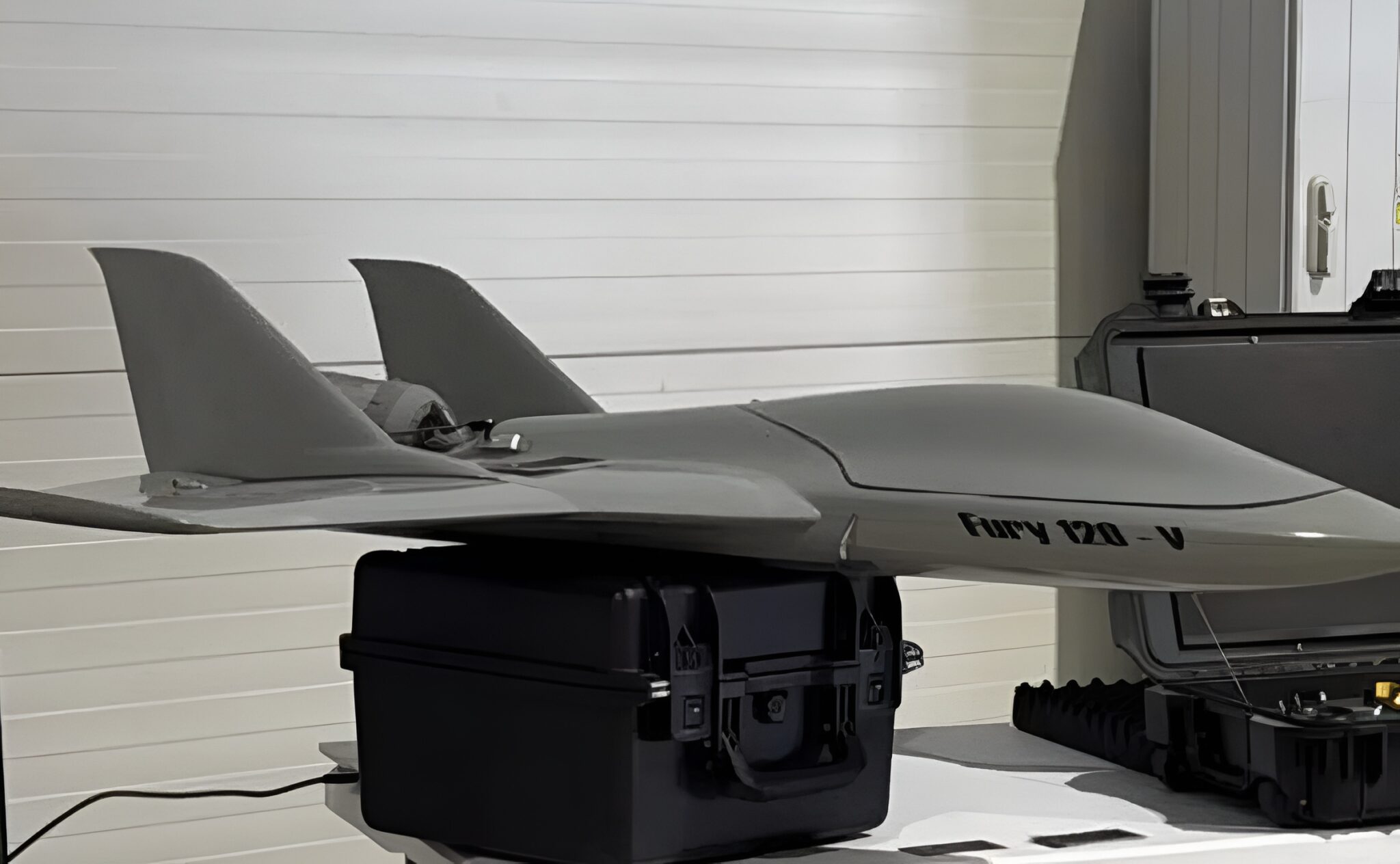 Дрон-перехоплювач Fury 120-V.