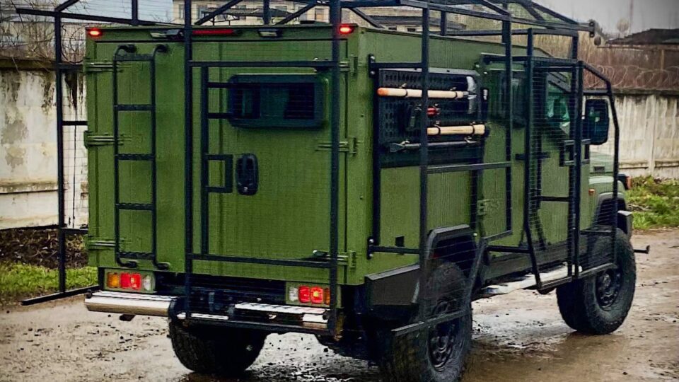 Німеччина передала броньовані медеваки українським військовим  