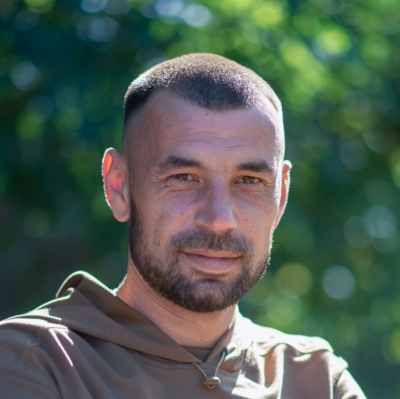 «Зараз може прилетіти за 60 км від ЛБЗ, на “цивільній” трасі» — військовий логіст про...