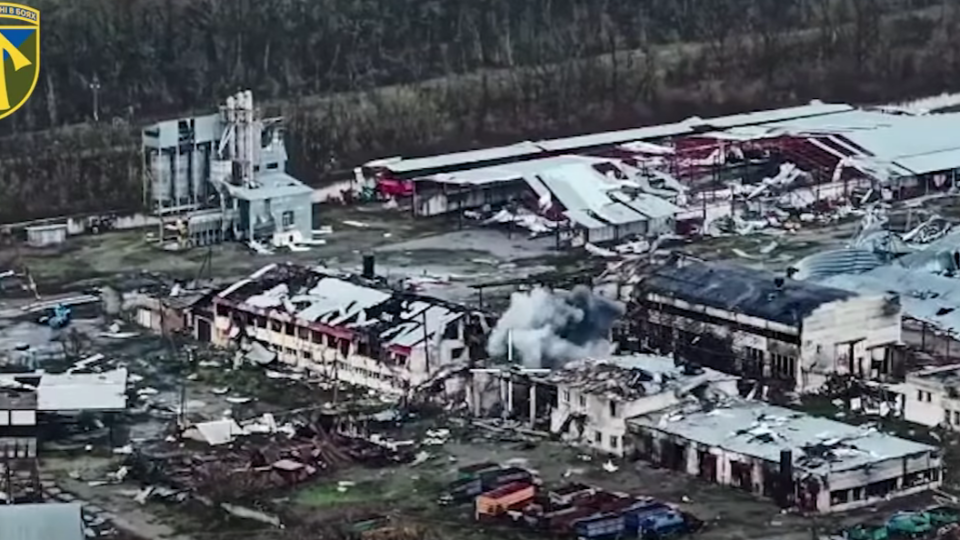 «Випалюємо дотла»: гармаші 57-ї бригади зачищають позиції ворога на Вовчанському напрямку  