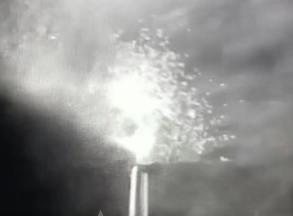 200 метрів до епіцентру: камера НРК зафіксувала три прильоти авіабомб під час доставки провізії  