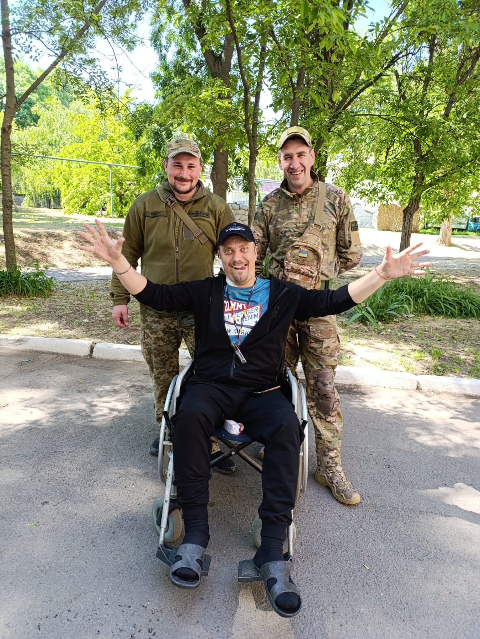 Олександра Кушарев після на лікуванні після поранень