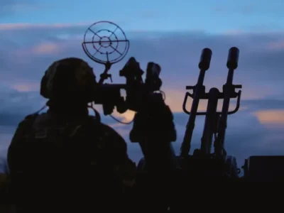 «Закінчуються тумани та дощі, небо заповнюється»: на Куп’янському напрямку тривають дронові штурми  