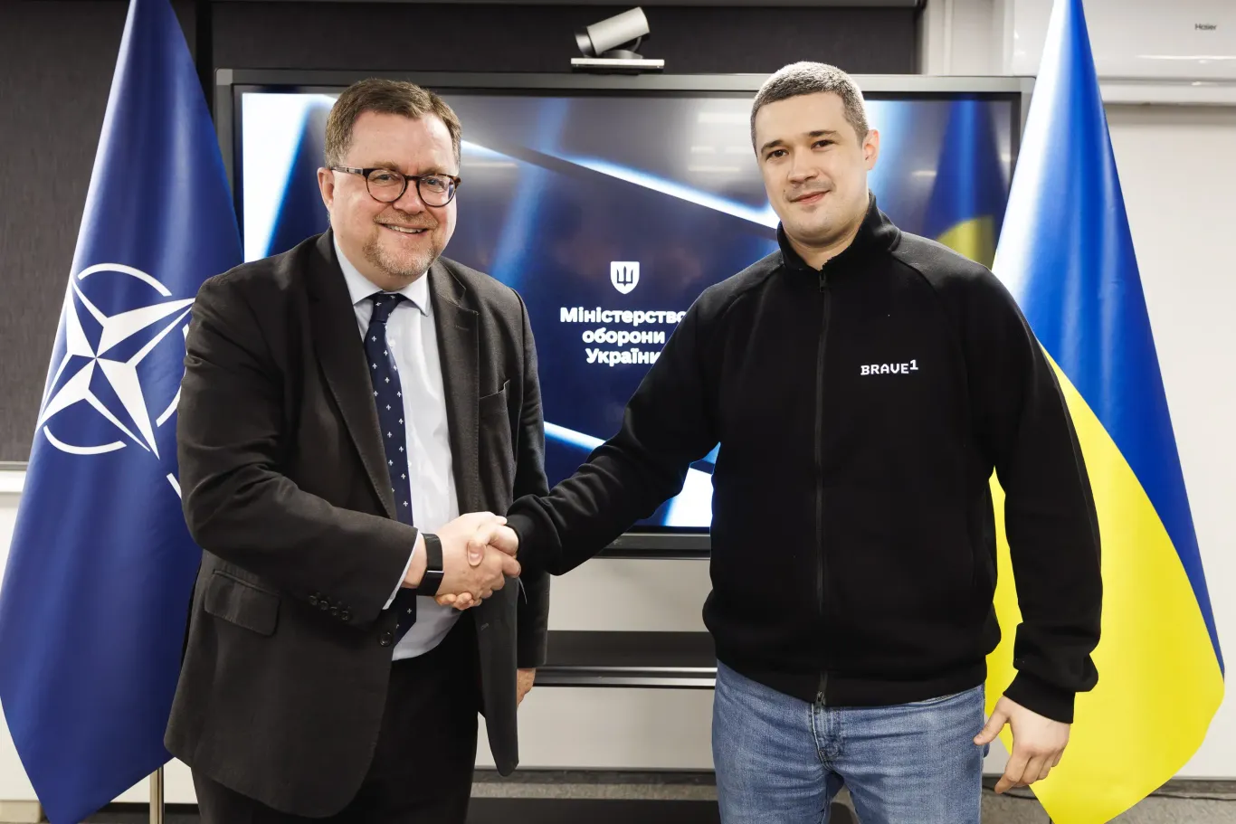 НАТО і Україна працюють над стабільними поставками засобів ППО