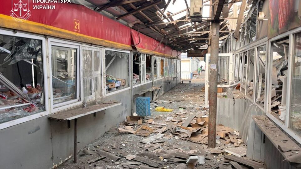 П’ятеро людей загинуло, 19 поранено: наслідки ворожого удару по Нікополю  