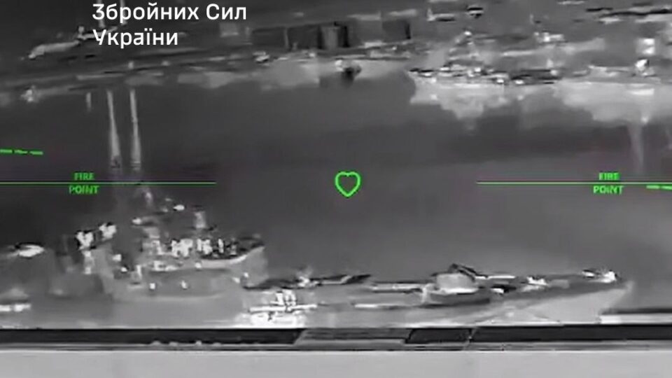 Генштаб ЗСУ підтвердив ураження носія «Калібрів» та портової інфраструктури у Новоросійську  