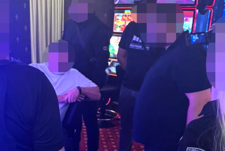 «Пішов на лікарняний, щоб пограти в казино»: ДБР викрило офіцера ЗСУ в ухиленні від служби  