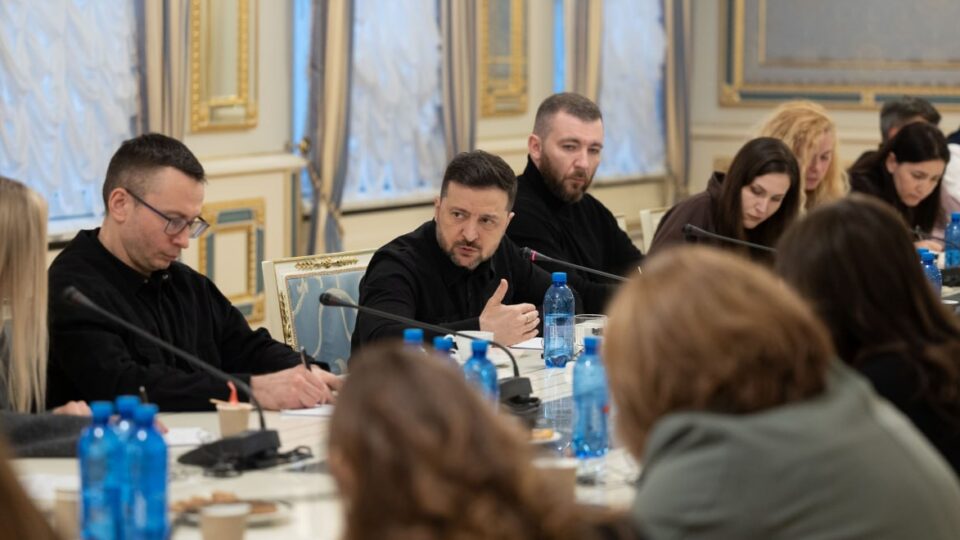 «Це ризикований крок»: Президент розповів, як саме рф збільшує своє угруповання  