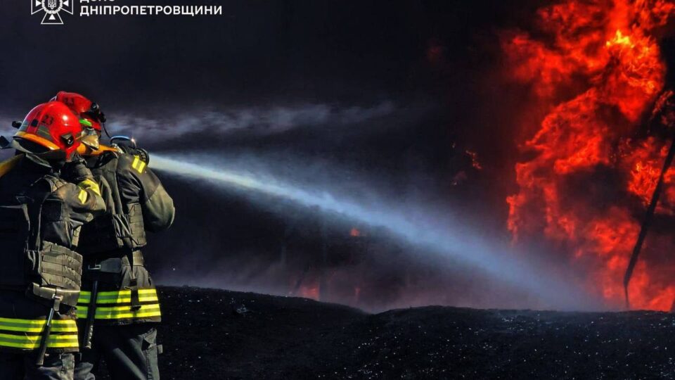 Ракети PAC-2 та системи IRIS-Т — Президент про нові домовленості для посилення української ППО  