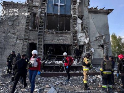 Авіаудар по Запоріжжю: одна людина загинула, троє поранені  