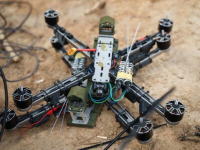 «До 25 км і крізь РЕБ» — Міноборони протестувало нове покоління FPV-дронів  