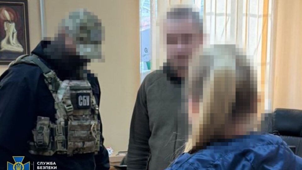 Знімали з розшуку й «малювали бронь» — у Білій Церкві викрили схему ухилення від служби  
