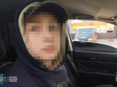 По гарячих слідах затримали підлітка та чоловіка, які причетні до теракту в Броварах   