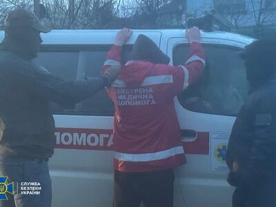 Кортеж для ухилянтів і вигадані хвороби: викрито шість схем ухилення від служби  