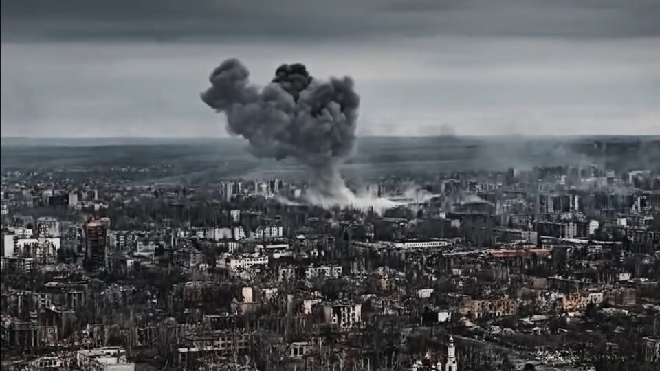 Місто-привид: який вигляд має Костянтинівка після російських обстрілів  