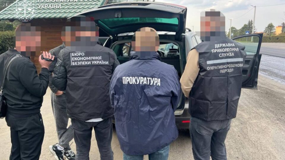 Торгували гуманітарними автомобілями для ЗСУ: на Волині викрили «благодійників»  