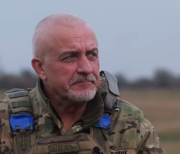 Збивають FPV-дрони з дробовиків: військовий «Ножовик» став автором курсу «Дроноцид»  