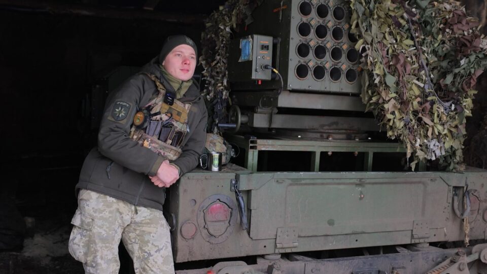 «Феєрверки як на Новий рік»: Микола долучився до оборонців і став артилеристом  