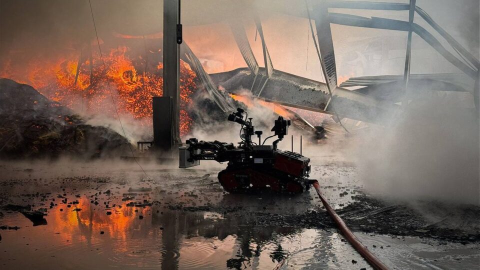 Масована атака на Чернігівщину: є постраждалі, виникли масштабні пожежі  