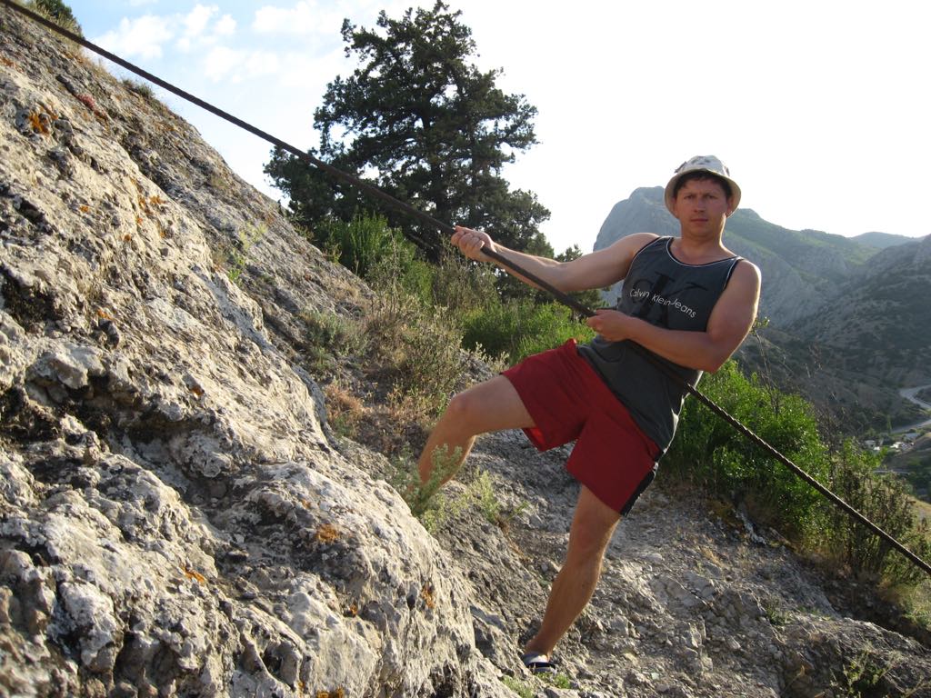 Юрій Погорілий