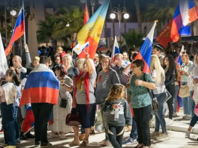 «Антивоєнний» маскарад проти 90 млрд євро: як рф намагається зірвати візит Президента на Кіпр  