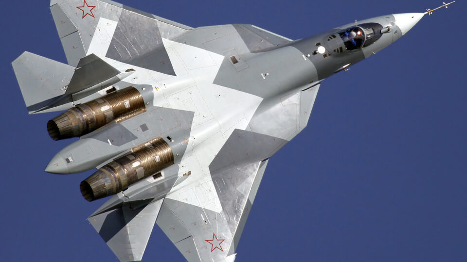 Понад 100 компаній у тіні: ГУР розкрило мережу виробників винищувача Су-57  