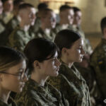 Курсанти Збройних Сил України на зустрічі з військовослужбовцями – Героями України: Павлом Романюком, В'ячеславом Агеєвим.