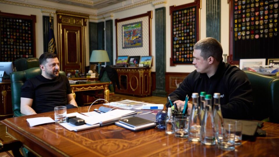 За березень майже 34 тисячі окупантів загинули або були важко поранені дронами — Президент  