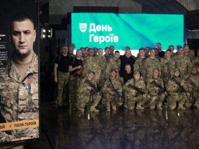 Полк «Скеля» провів у Дніпрі урочисту присягу до Дня Героїв