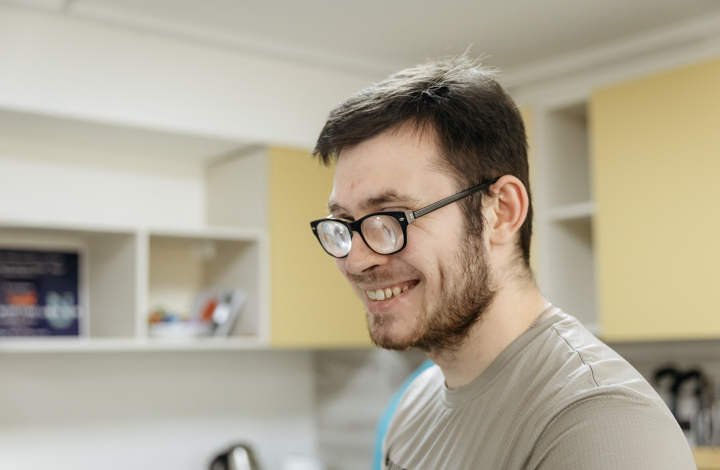Ветеран Олександр Наумович під час реабілітації