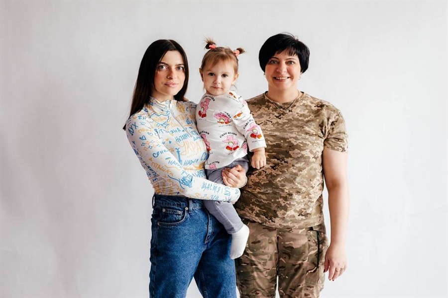 Людмила Балабухаз донькою і онукою