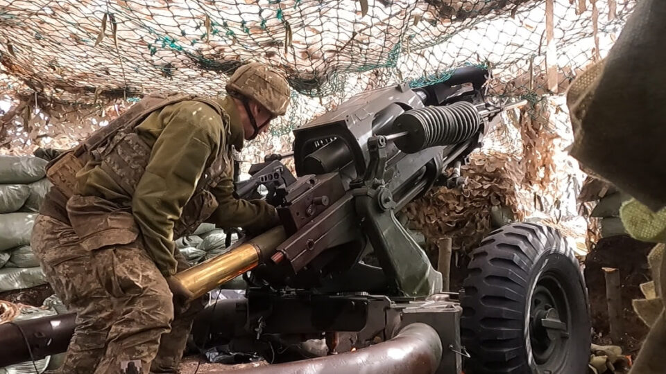 «На межі дальності»: британська гаубиця M777 уразила схованку окупантів на Гуляйпільському напрямку  