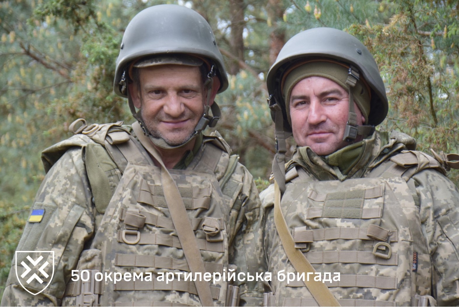 Двоє наших гармашів