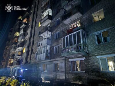 Ворожі БПЛА атакували Сумщину: пошкоджені багатоповерхові житлові будинки
